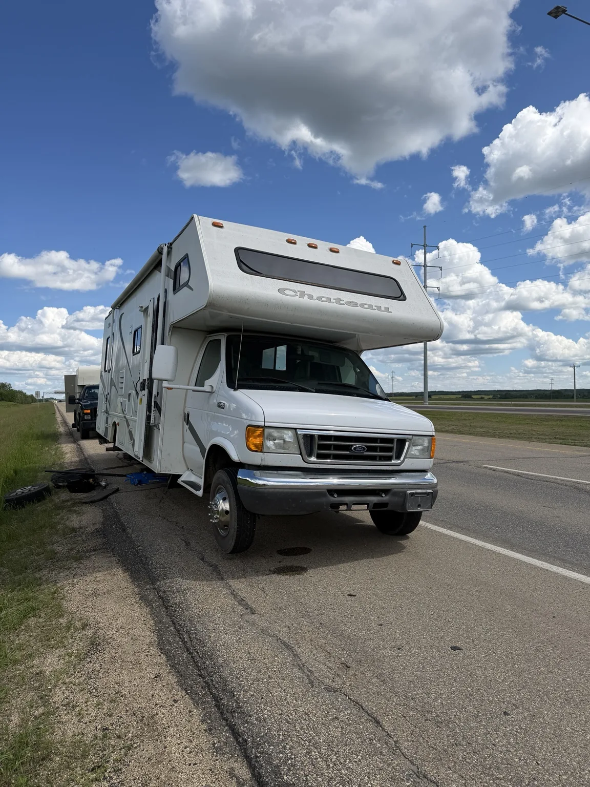 Roadside Flat Tire Replacement for a Ford Motorhome in Edmonton