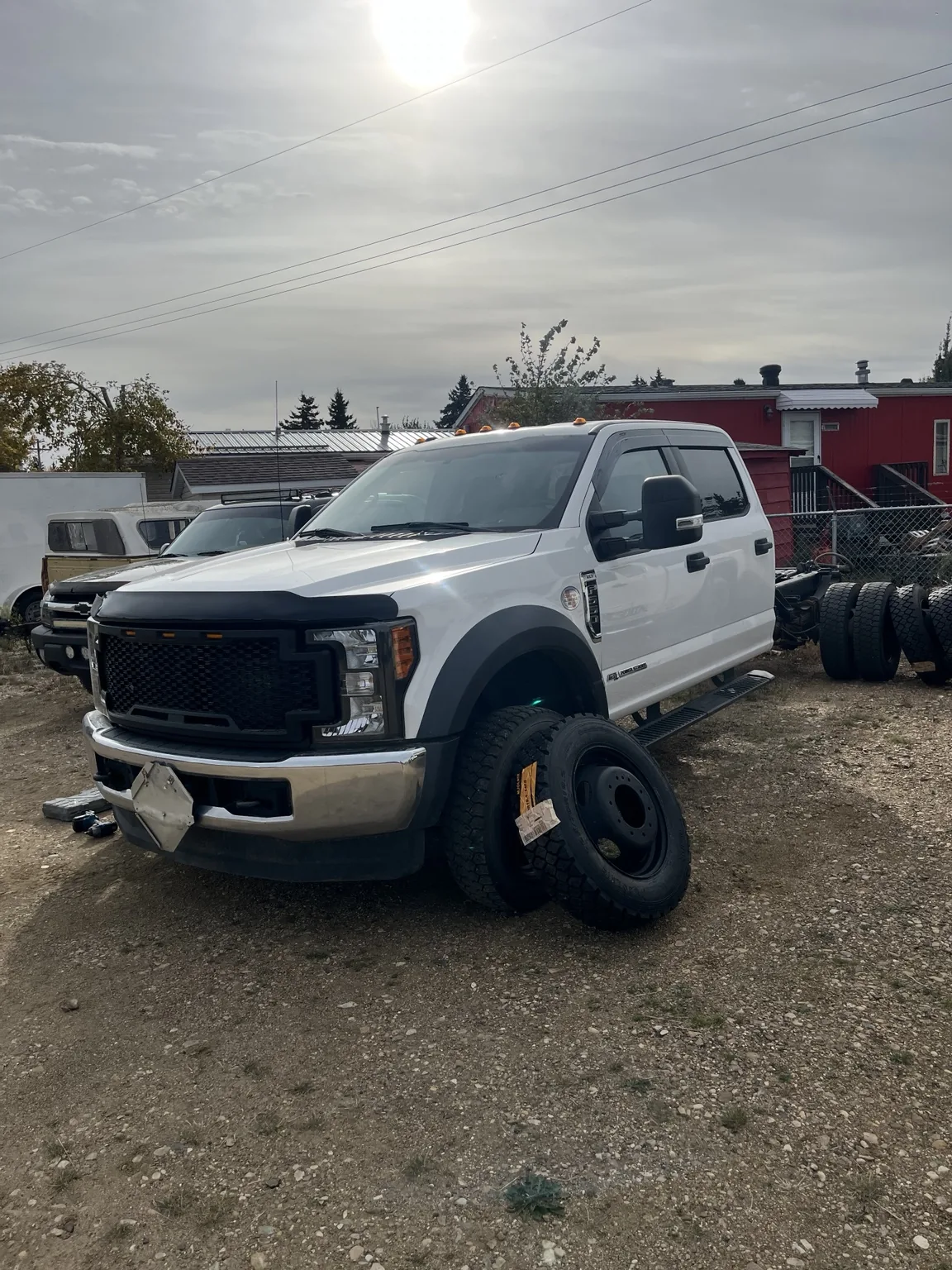 Four tire changeover and wheel balancing for Ford F-550 Super Duty in Spruce Grove by Dama Mobile Tire Shop