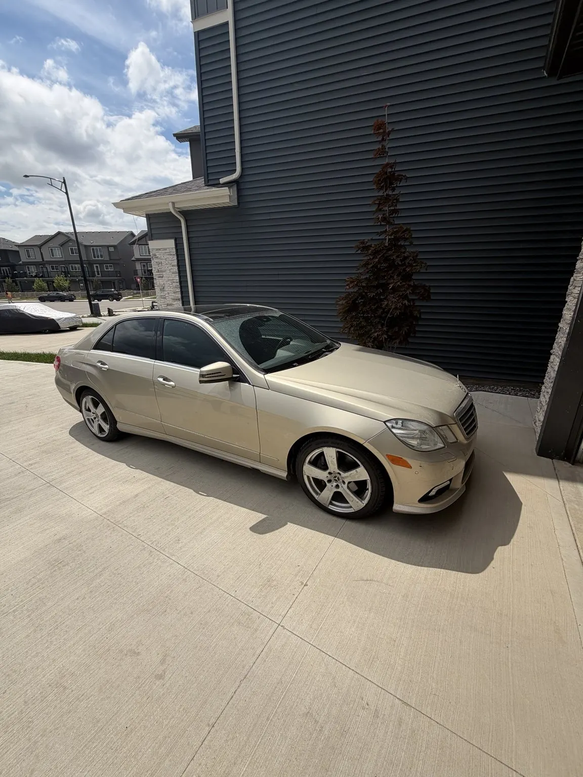 Brand-New Haida Tire Installation on Mercedes E350 Near West Edmonton Mall