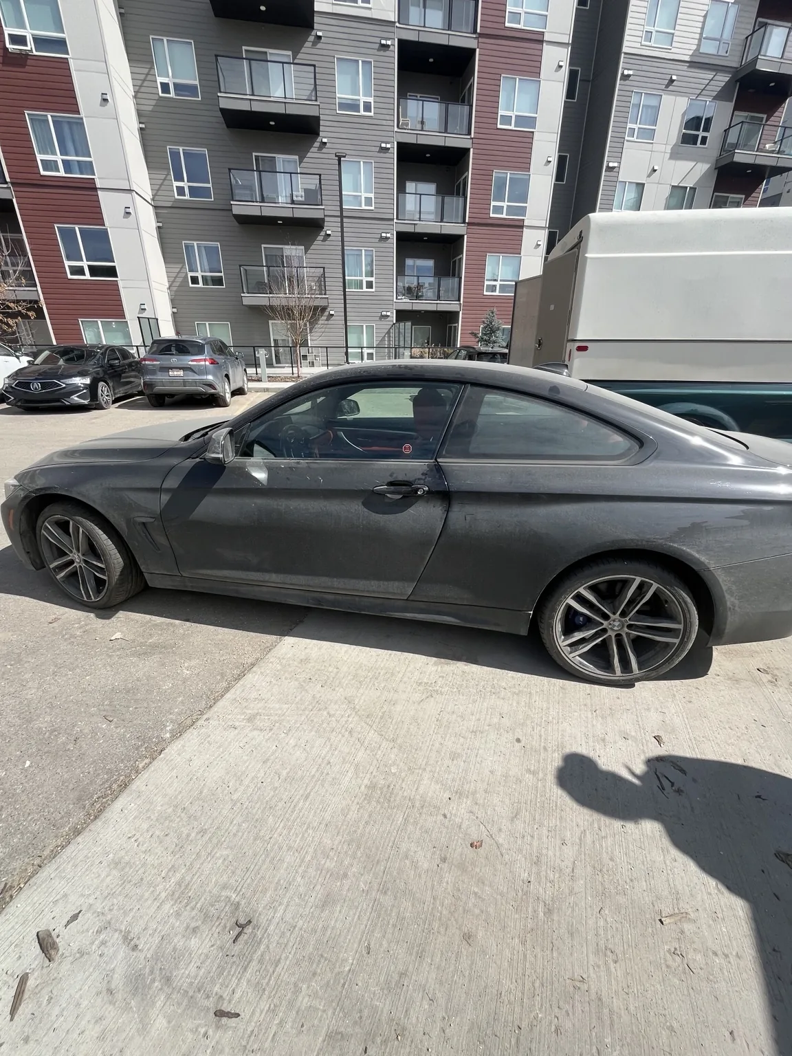 Seasonal tire change for BMW 430i in Edmonton by Dama Mobile Tire Shop
